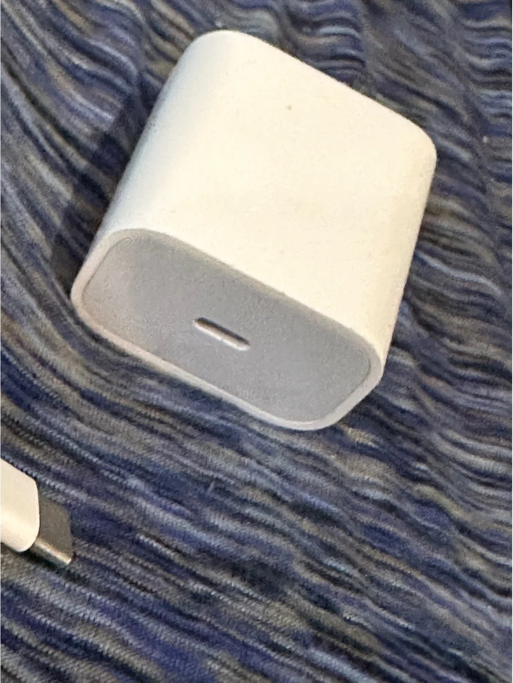 Apple 20W USB-C Power Adapter with USB-C to Lightning Braided Cable